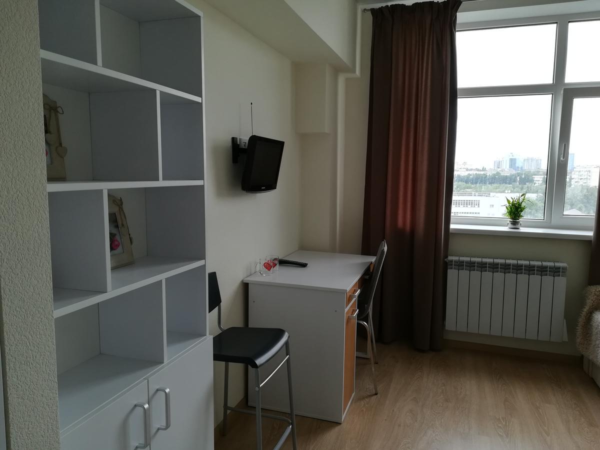 Smart-House Smart Kvartira S Kukhnei Vozle Metro. Київ Екстер'єр фото